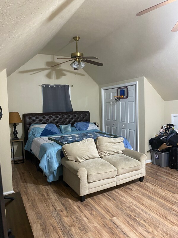 Foto del edificio - 691 Bear Creek Rd