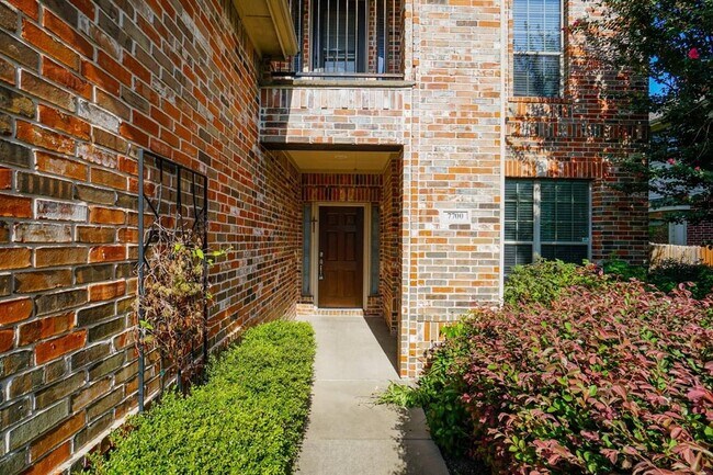 Building Photo - 7700 Paint Brush Trail