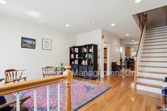 Building Photo - 2017 Parrish St