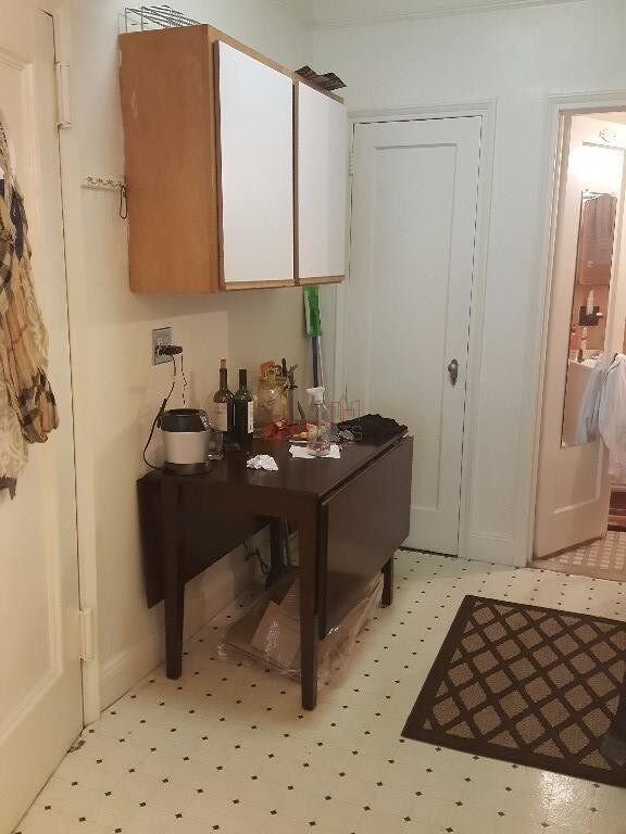 Foto del edificio - 338 E 53rd St