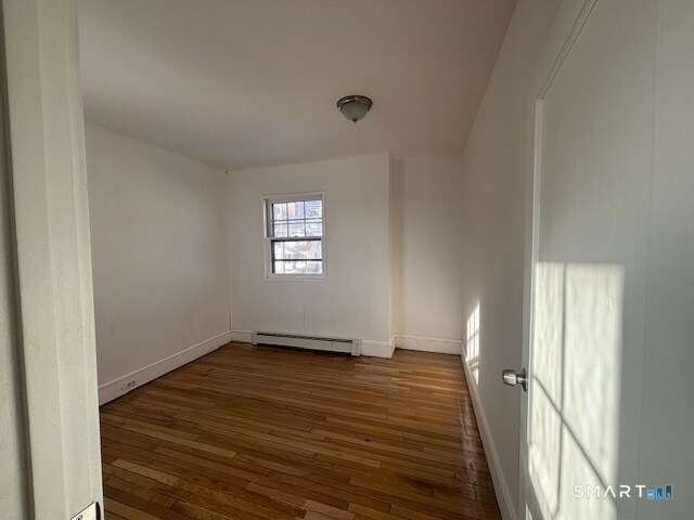 Foto del edificio - 292 Ridgefield Ave