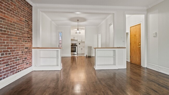 Foto del edificio - Darling 2 bedroom, 1 bath Capital Hill Condo