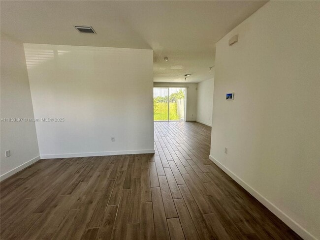 Foto del edificio - 1092 SE 23rd Ave