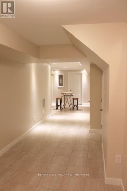 Building Photo - 80 Lone Rock Cir
