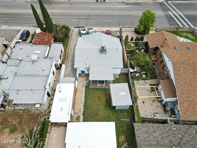 Foto del edificio - 4505 Pershing Dr