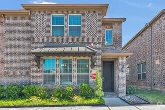 Building Photo - 910 Estelle Dr