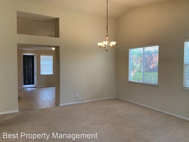 Building Photo - 4 br, 2 bath House - 693 Flemish Ct