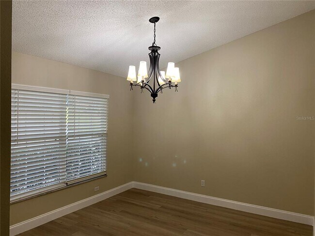 Foto del edificio - 1226 Windy Bluff Dr