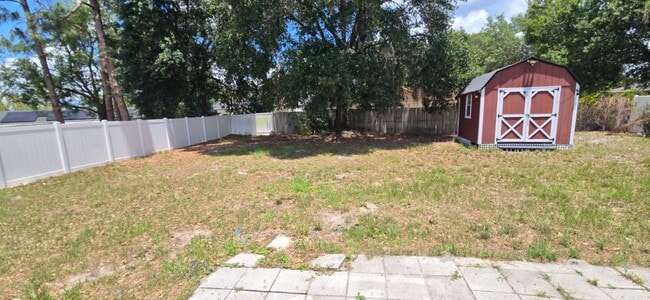 Building Photo - 1340 Paradise Ln
