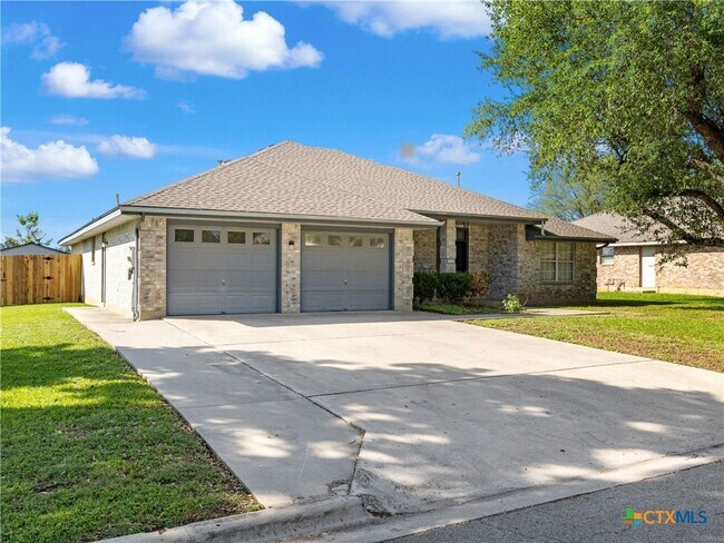 Foto del edificio - 1625 Sunnybrook Dr