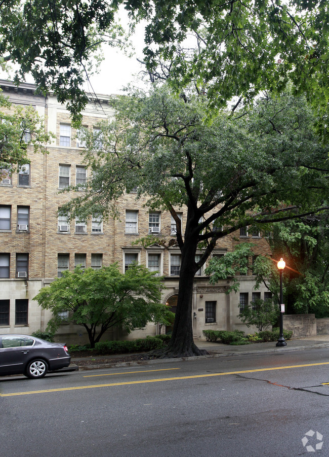 Building Photo - Zenith Apartments