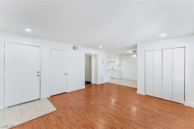 Foto del edificio - 4361 Gannet Cir