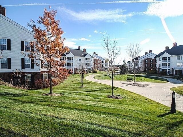 Building Photo - 1076 Summerfield Glen