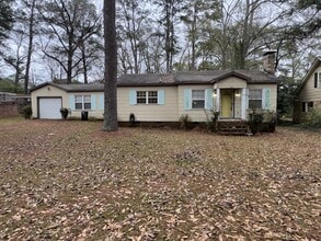 Building Photo - 1081 S Church St