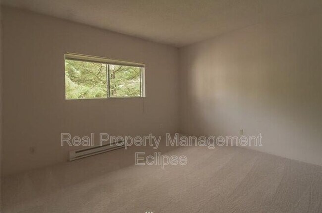 Foto del edificio - 14517 NE 40th St