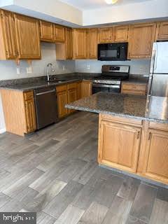 Building Photo - 4908 Tall Cedar Ct