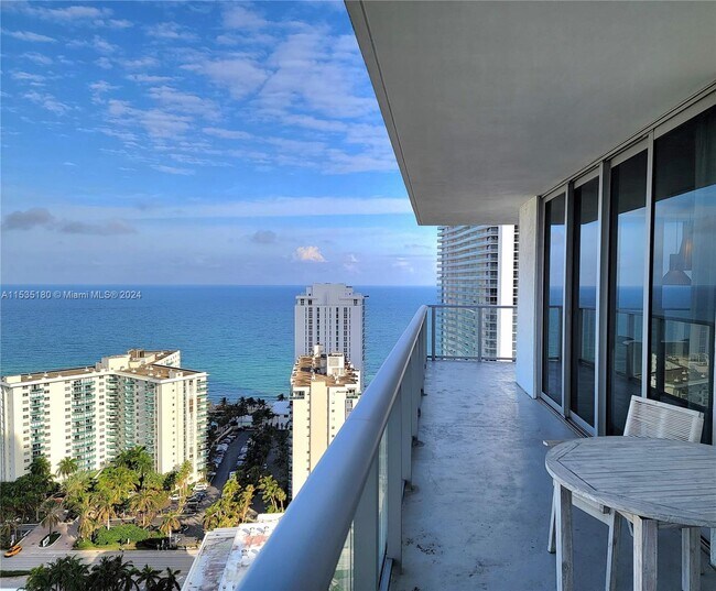 Foto del edificio - 4010 S Ocean Dr