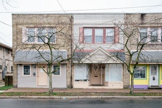 Building Photo - 1034 Collings Ave
