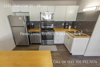 Building Photo - 2163 Hamilton St