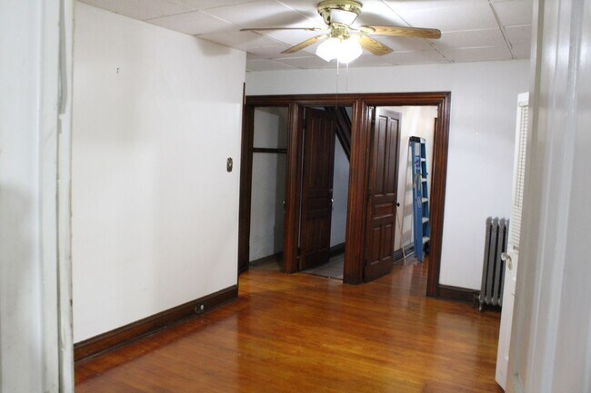 Foto del edificio - 1st floor apartment