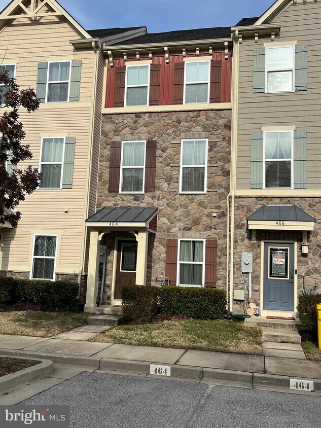 Foto principal - 464 Willow Bend Dr