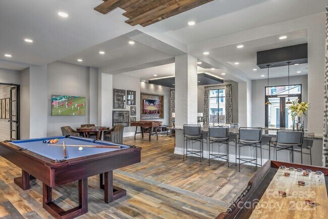 Foto del edificio - 7420 N Rea Pk Ln