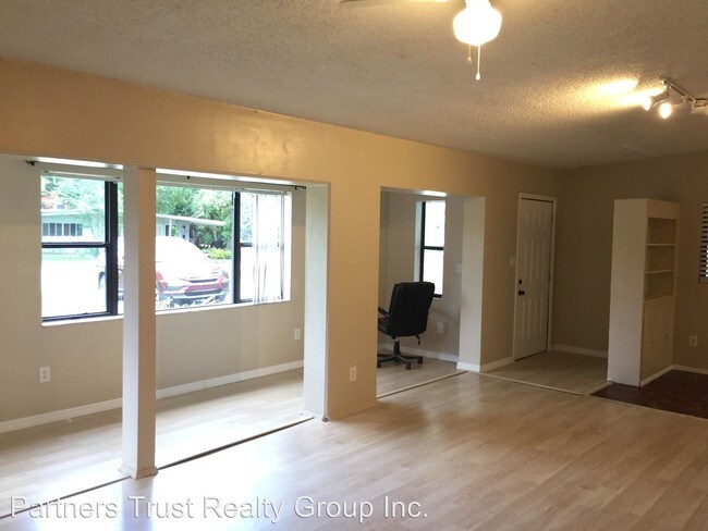 Building Photo - 3 br, 1 bath House - 3006 Northwood Blvd