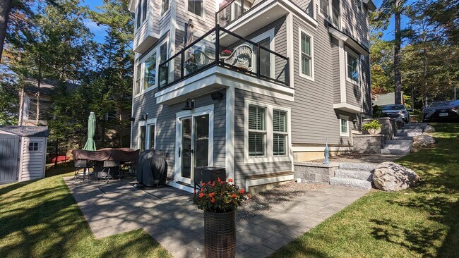 Foto del edificio - 49 Pinnacle Park Rd