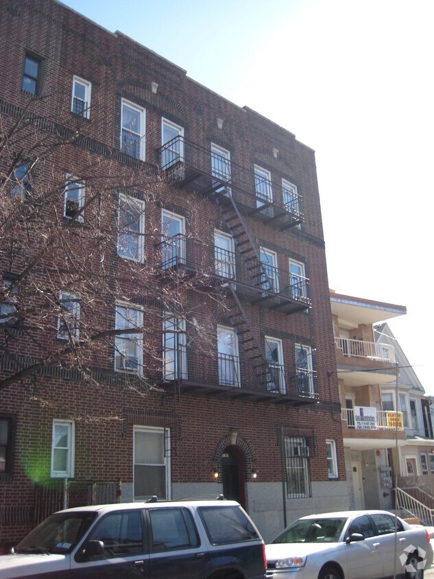 Foto del edificio - 35-41 97th St
