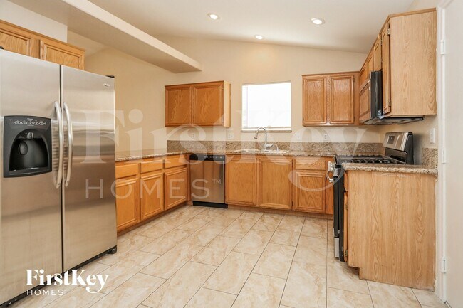 Foto del edificio - 5412 Redview Ct