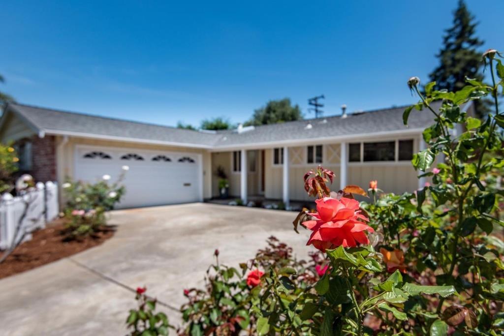 Primary Photo - 1450 Teal Dr