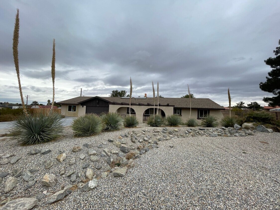 19102 Tehachapi Rd Apartments in Apple Valley, CA Westside Rentals