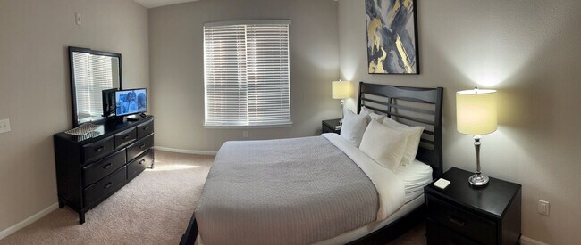 Foto del edificio - 1591 Millspring Dr