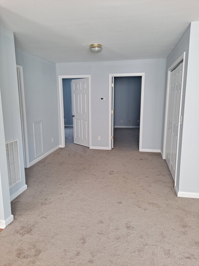 Open space - 2000 West St