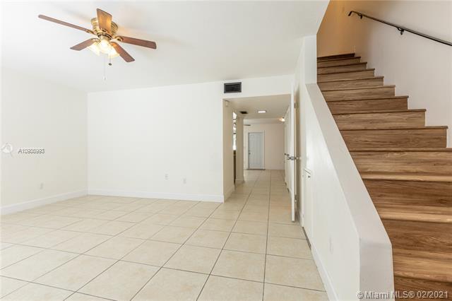 Building Photo - 9741 SW 92nd Ter