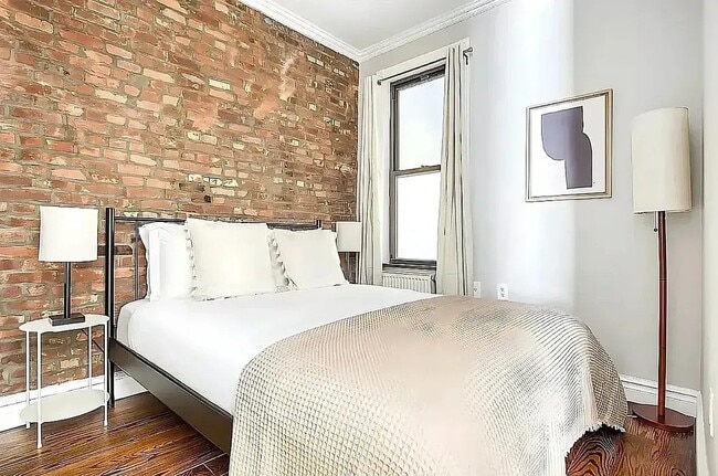 Building Photo - 161 Stanton St