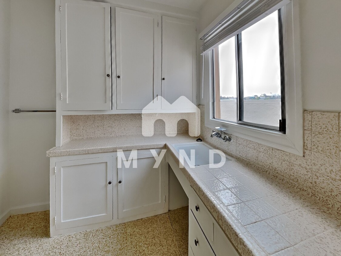 Foto principal - 840 York St Apt 12