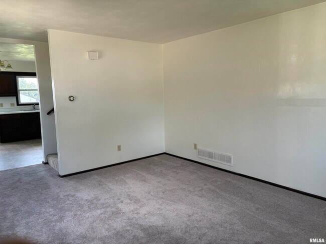 Foto del edificio - 2827 W 66th St