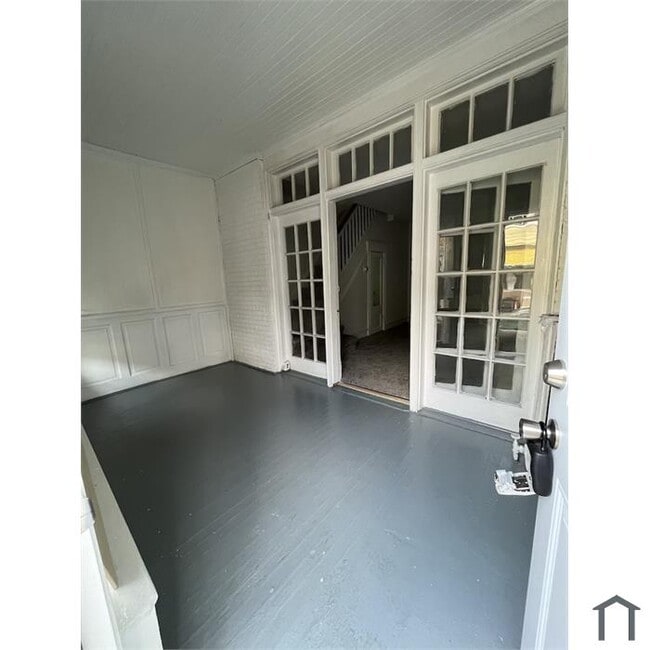 Building Photo - 3232 N Etting St
