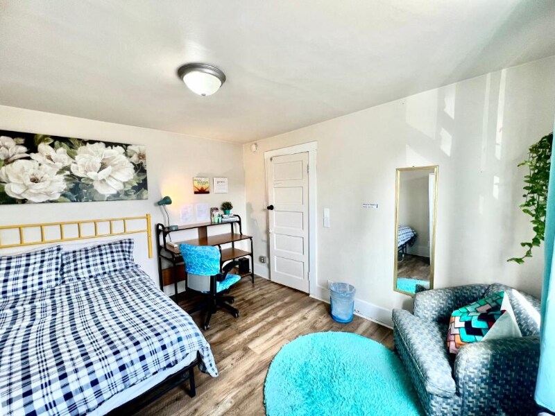 Foto principal - 5631 E Cornell Ave