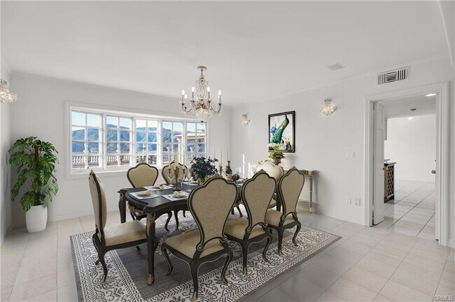 Foto del edificio - 1761 Hillfair Dr