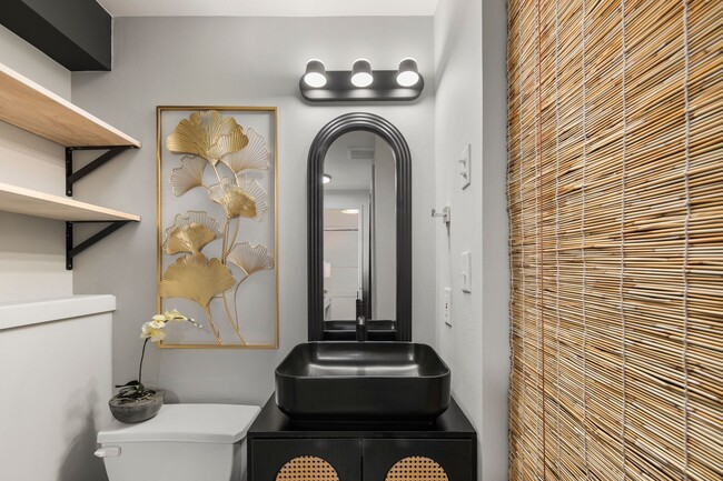 Building Photo - 9301 Linden Ave N