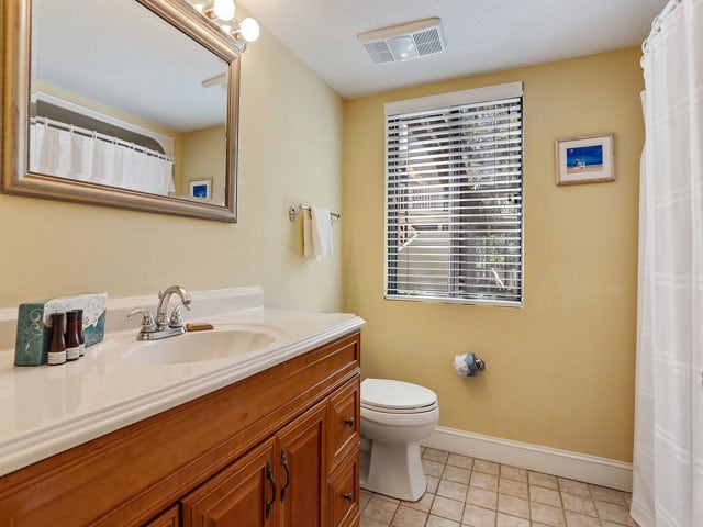 Building Photo - 125 Shipyard Dr