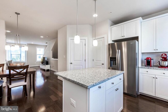 Building Photo - 2414 Auden Dr