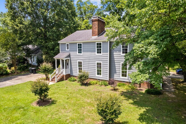 Foto del edificio - 803 W Davis St