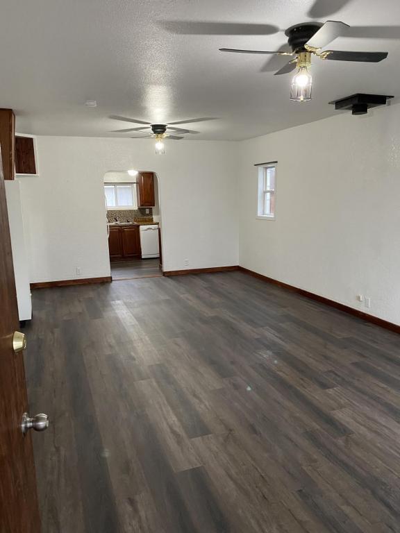 Foto del edificio - 316 E Jefferson Ave