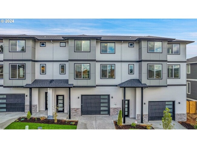 Foto del edificio - Spacious and Light-Filled Newly Built Condo Offering an Open Layout, Island Kitchen, and Outdoor ...