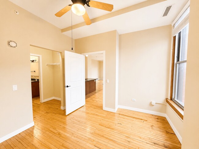 Interior Photo - Pioneer Endicott