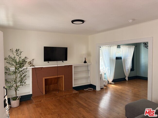 Foto del edificio - 1183 W 37th Dr