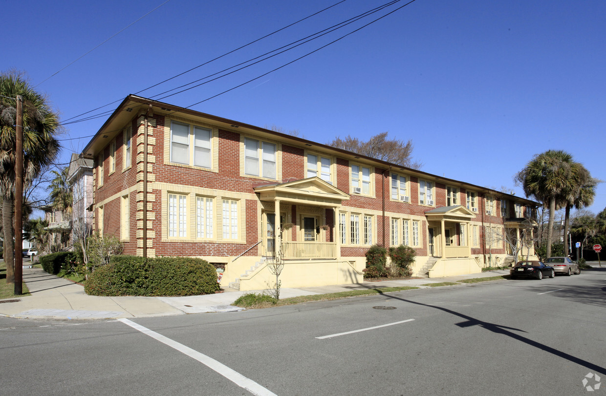 Primary Photo - 1-11 Ashley Ave
